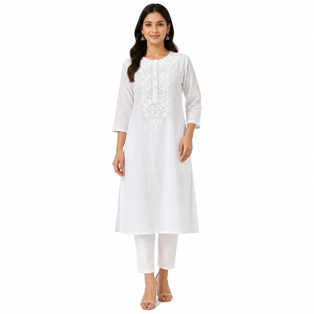 WOMEN WHITE KURTA SET WITH EMBROIDERY
